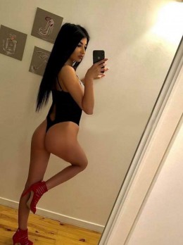 Carolyn - Escort Pinky | Girl in Dubai